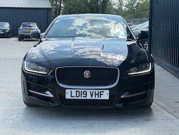 Used Jaguar XE 2019 for sale - 79168999: Photo