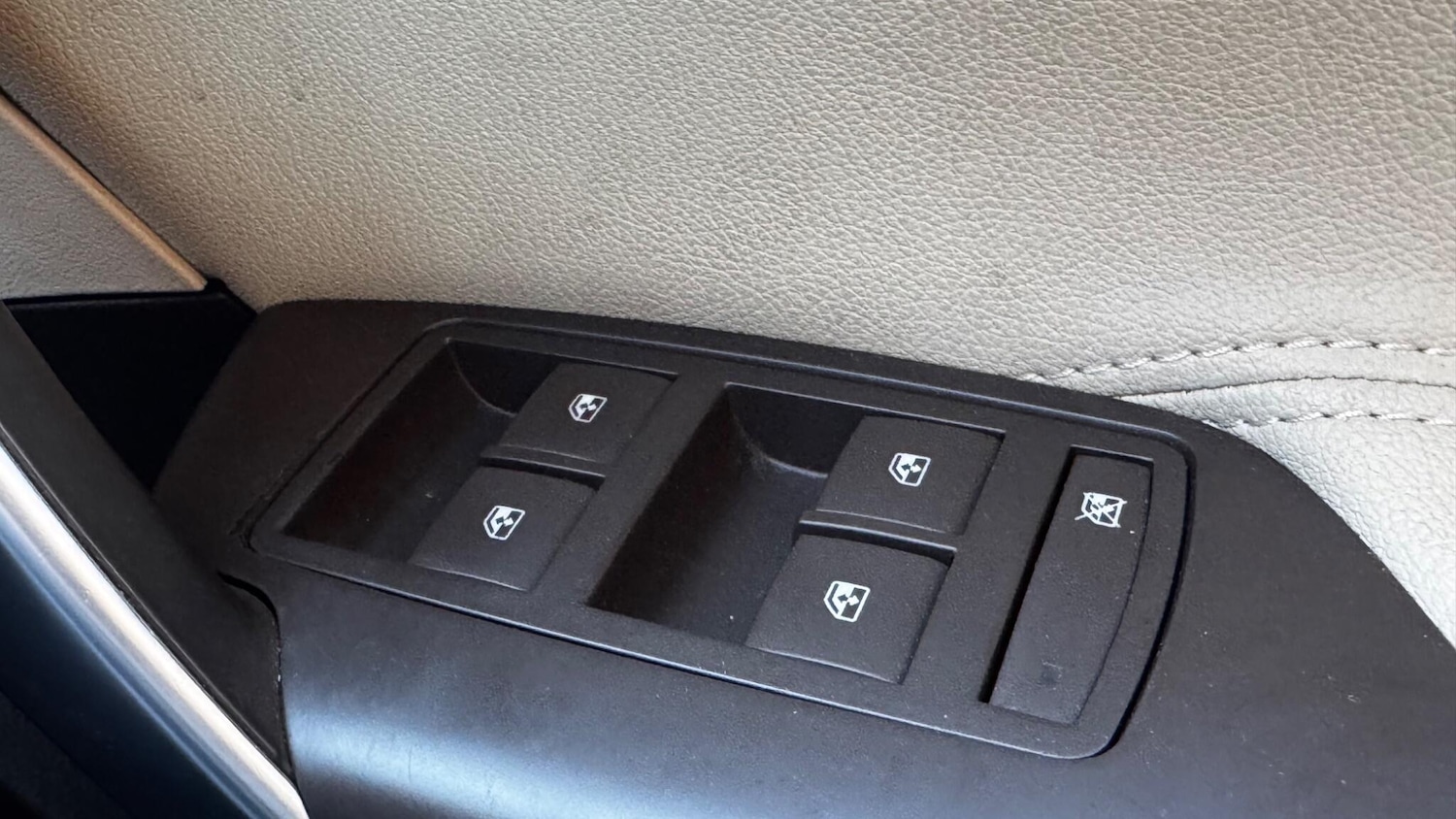 Used Vauxhall Insignia 2009 for sale - 77670865: Photo 34