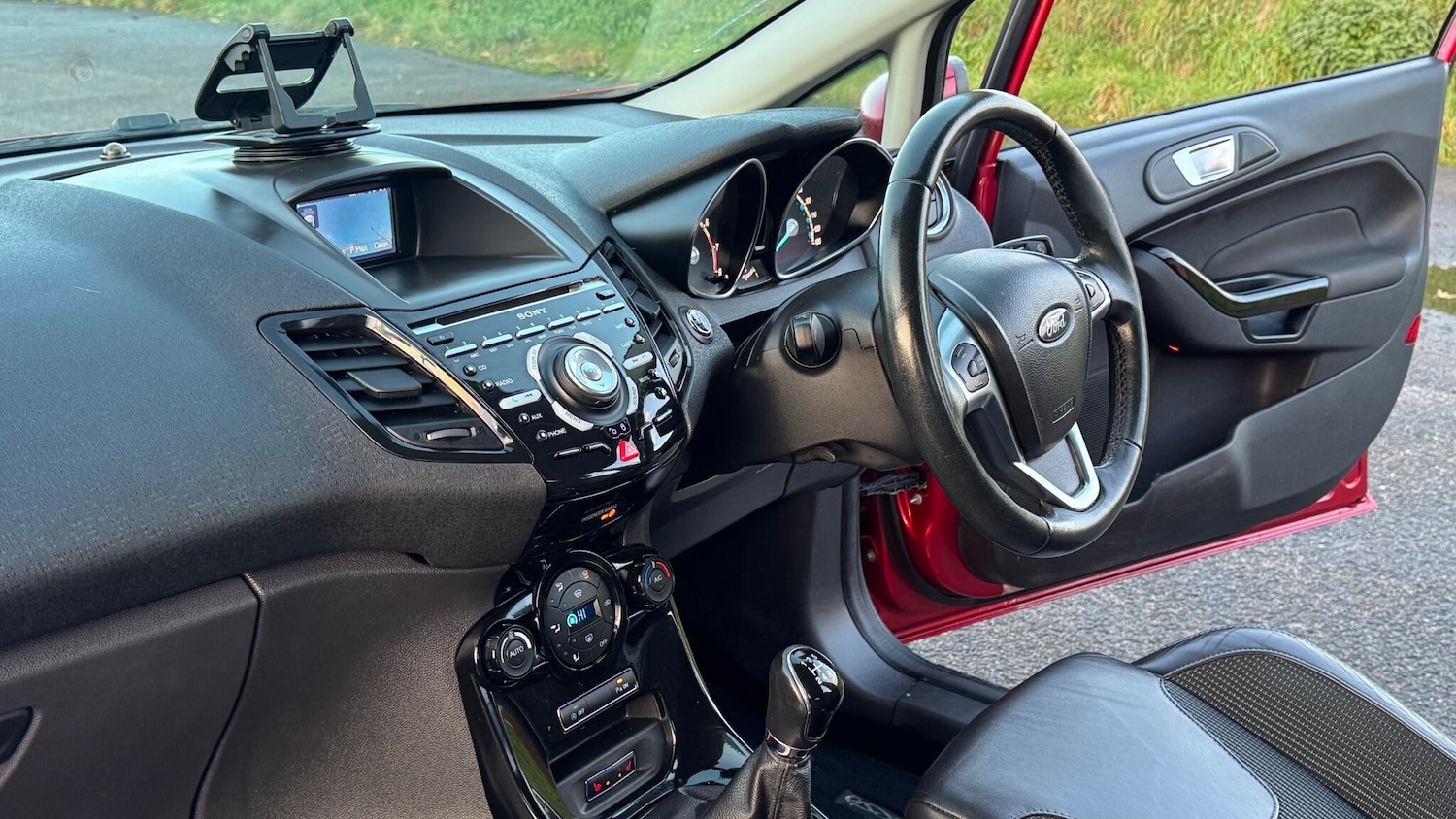 Used Ford Fiesta 2016 for sale - 76801821: Photo 21