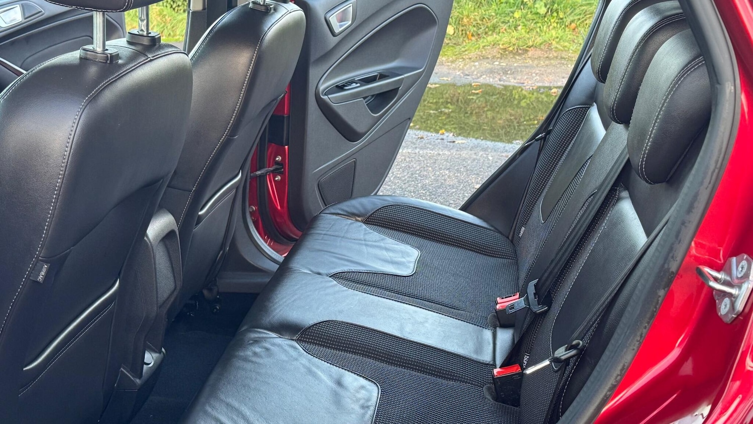 Used Ford Fiesta 2016 for sale - 76801821: Photo 28