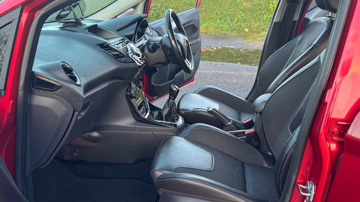 Used Ford Fiesta 2016 for sale - 76801821: Photo 42