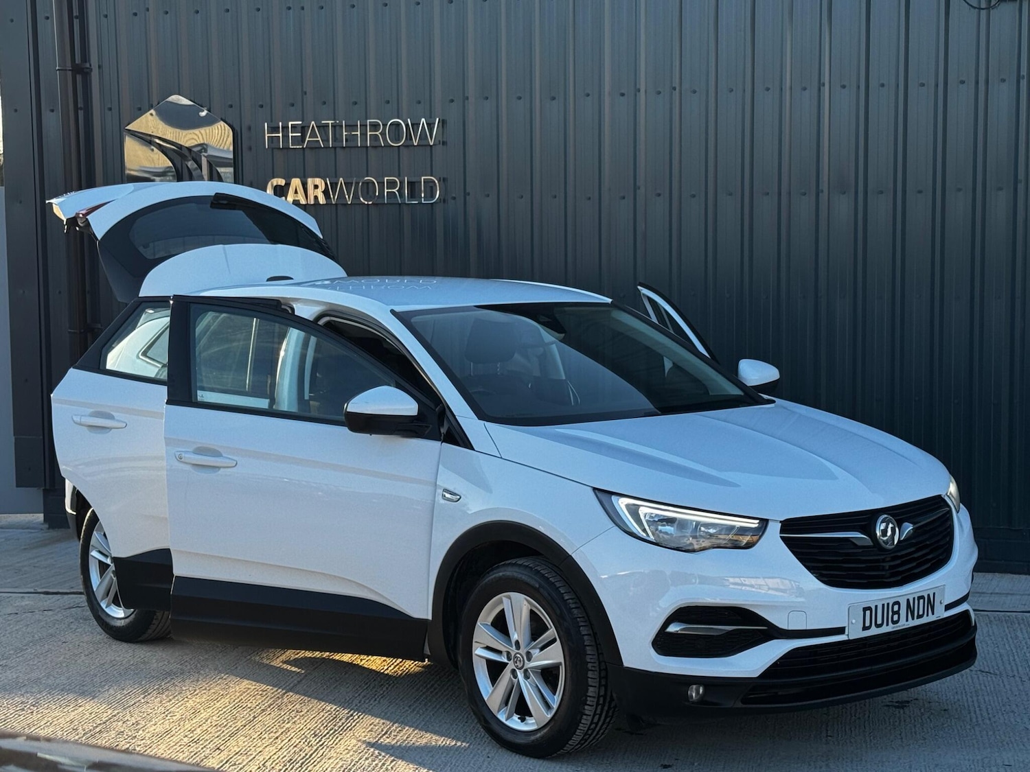Used Vauxhall Grandland X 2018 for sale - 77670548: Photo 9