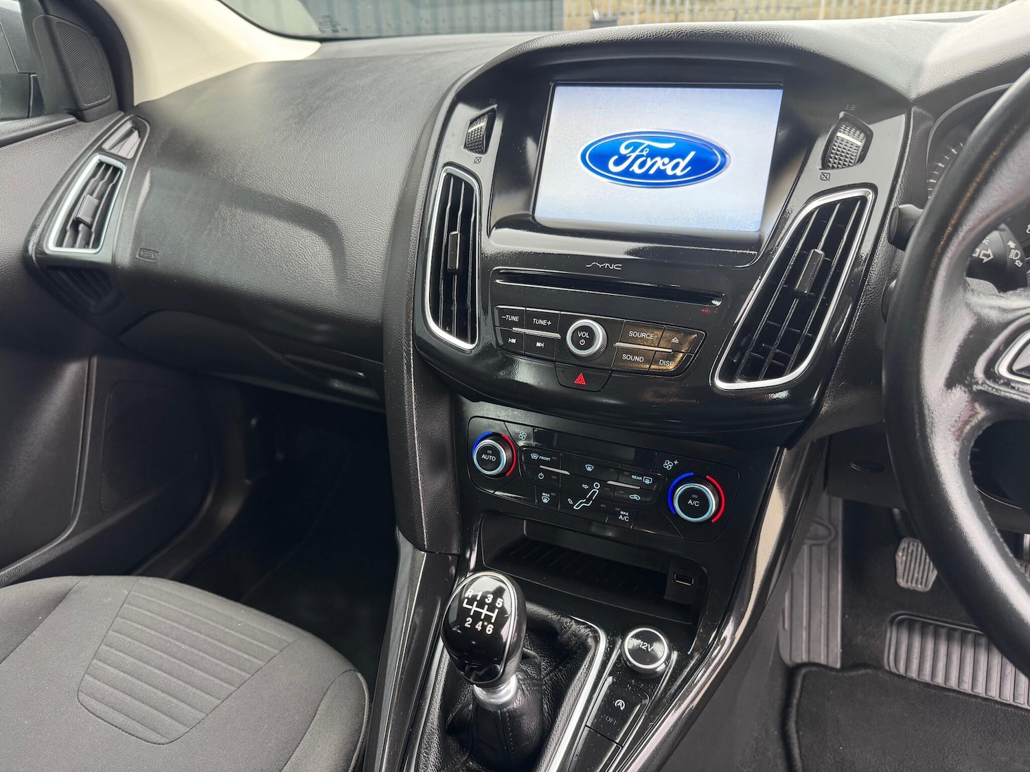 Used Ford Focus 2016 for sale - 77853945: Photo 20