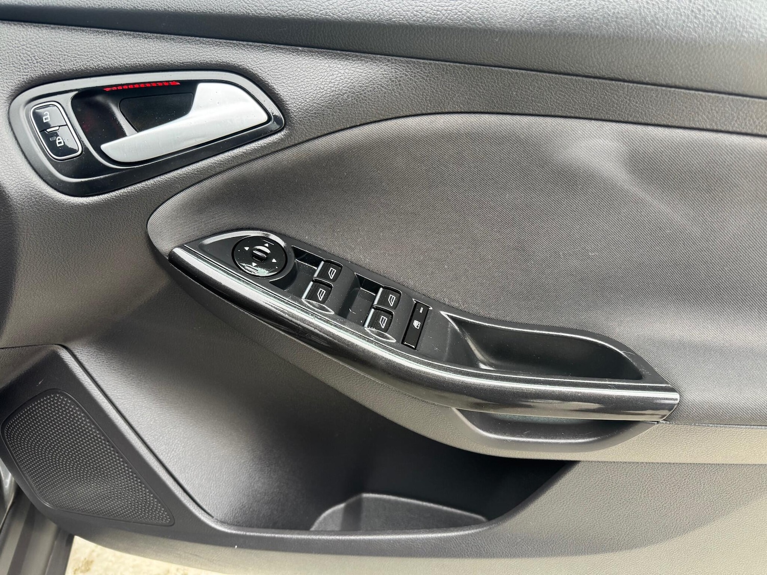 Used Ford Focus 2016 for sale - 77853945: Photo 28