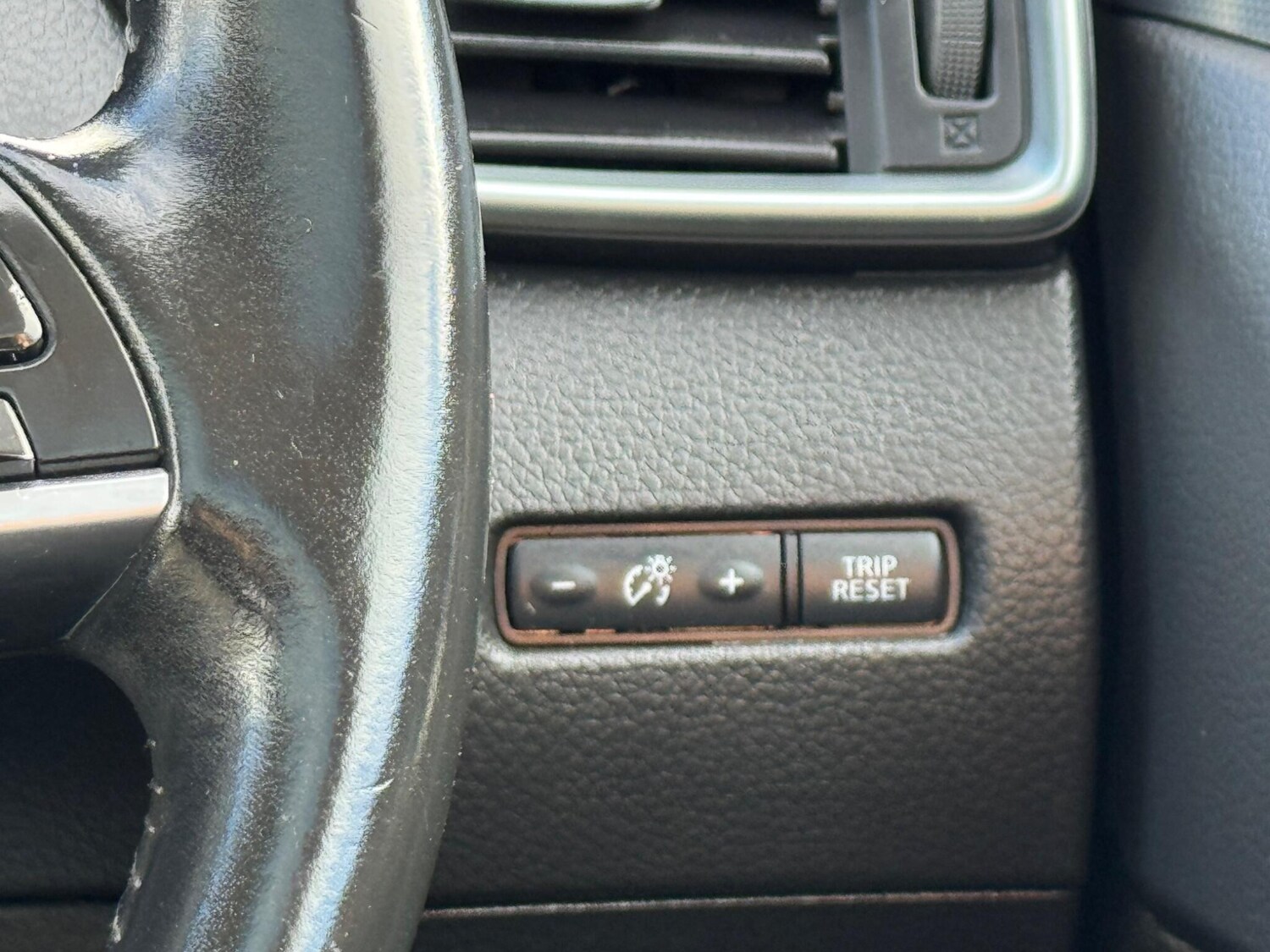 Used Nissan Qashqai 2017 for sale - 76585175: Photo 27