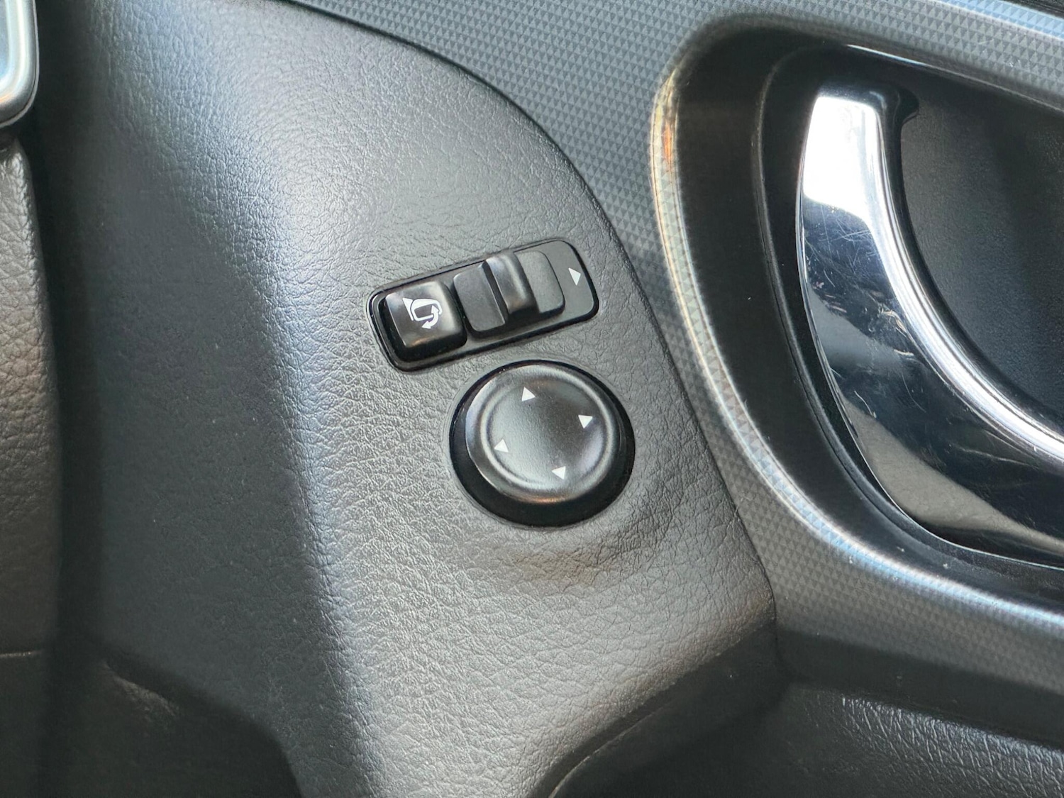 Used Nissan Qashqai 2017 for sale - 76585175: Photo 28