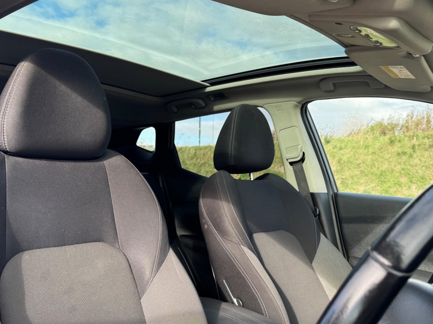 Used Nissan Qashqai 2017 for sale - 76585175: Photo 31