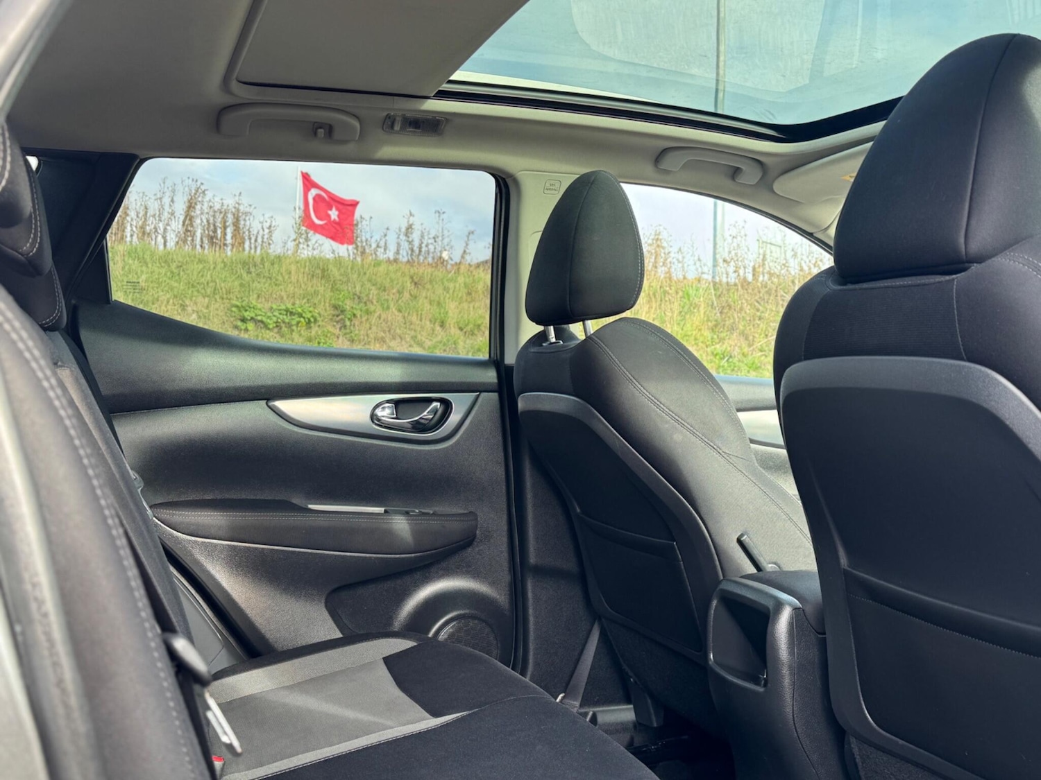 Used Nissan Qashqai 2017 for sale - 76585175: Photo 36