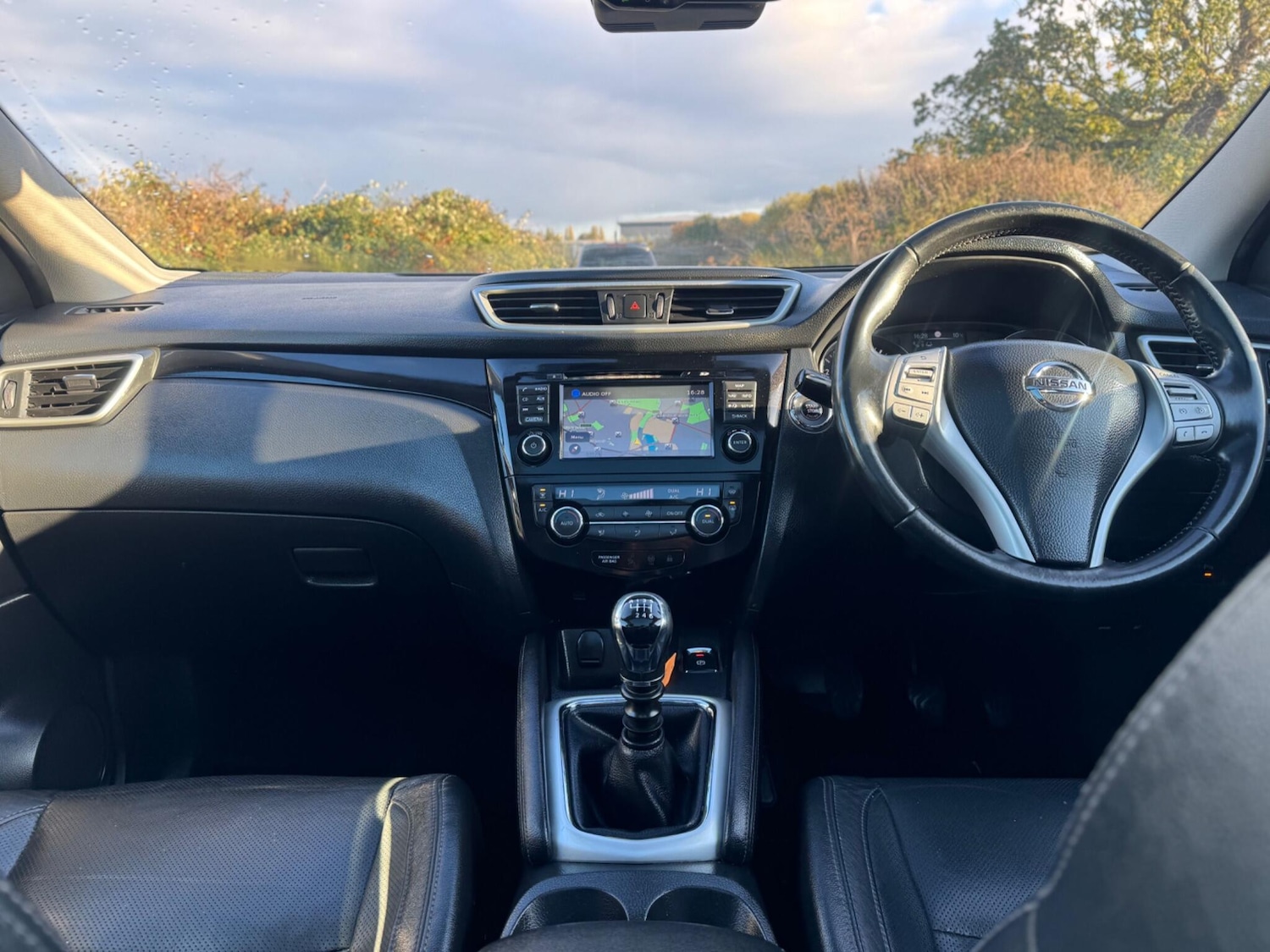 Used Nissan Qashqai 2014 for sale - 76912703: Photo 11