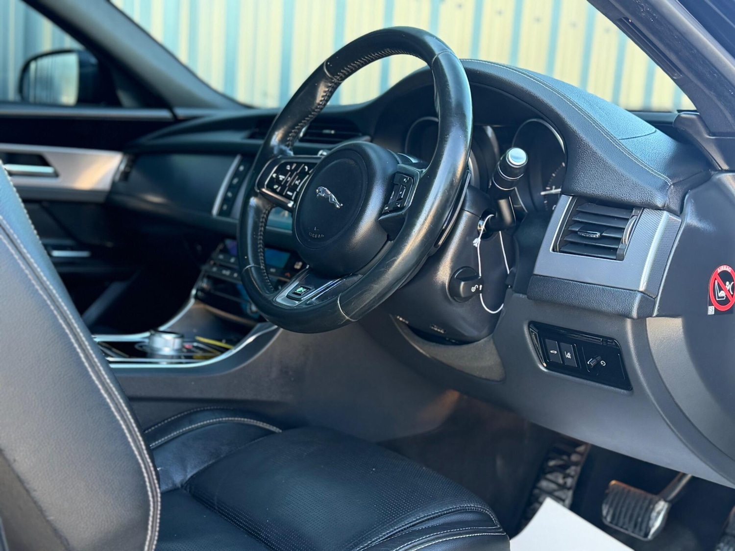 Used Jaguar XF for sale - 78135828: Photo 32