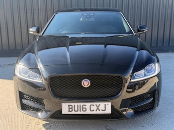 Used Jaguar XF 2016 for sale - 78135828: Photo