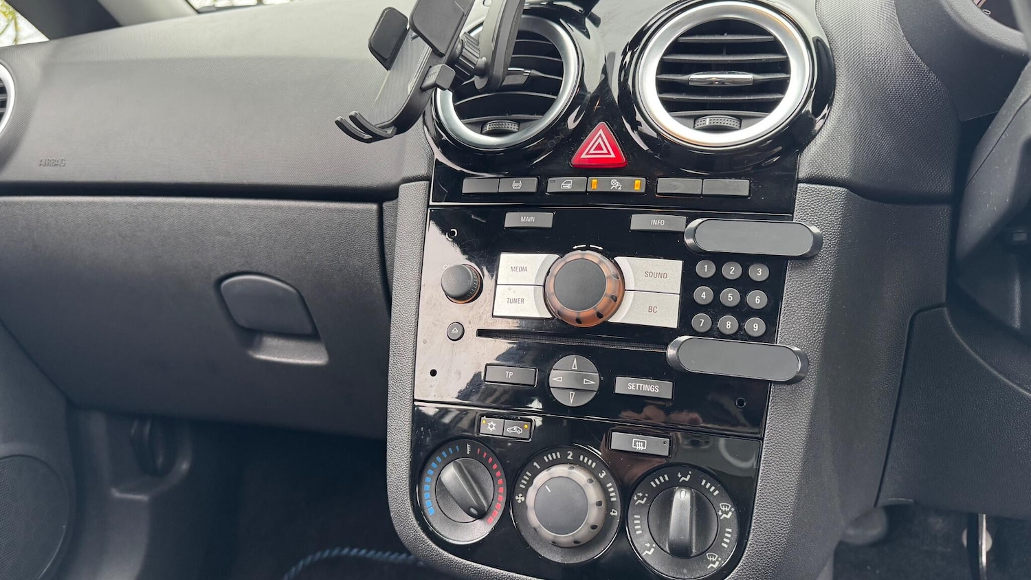 Used Vauxhall Corsa 2014 for sale - 76608428: Photo 20