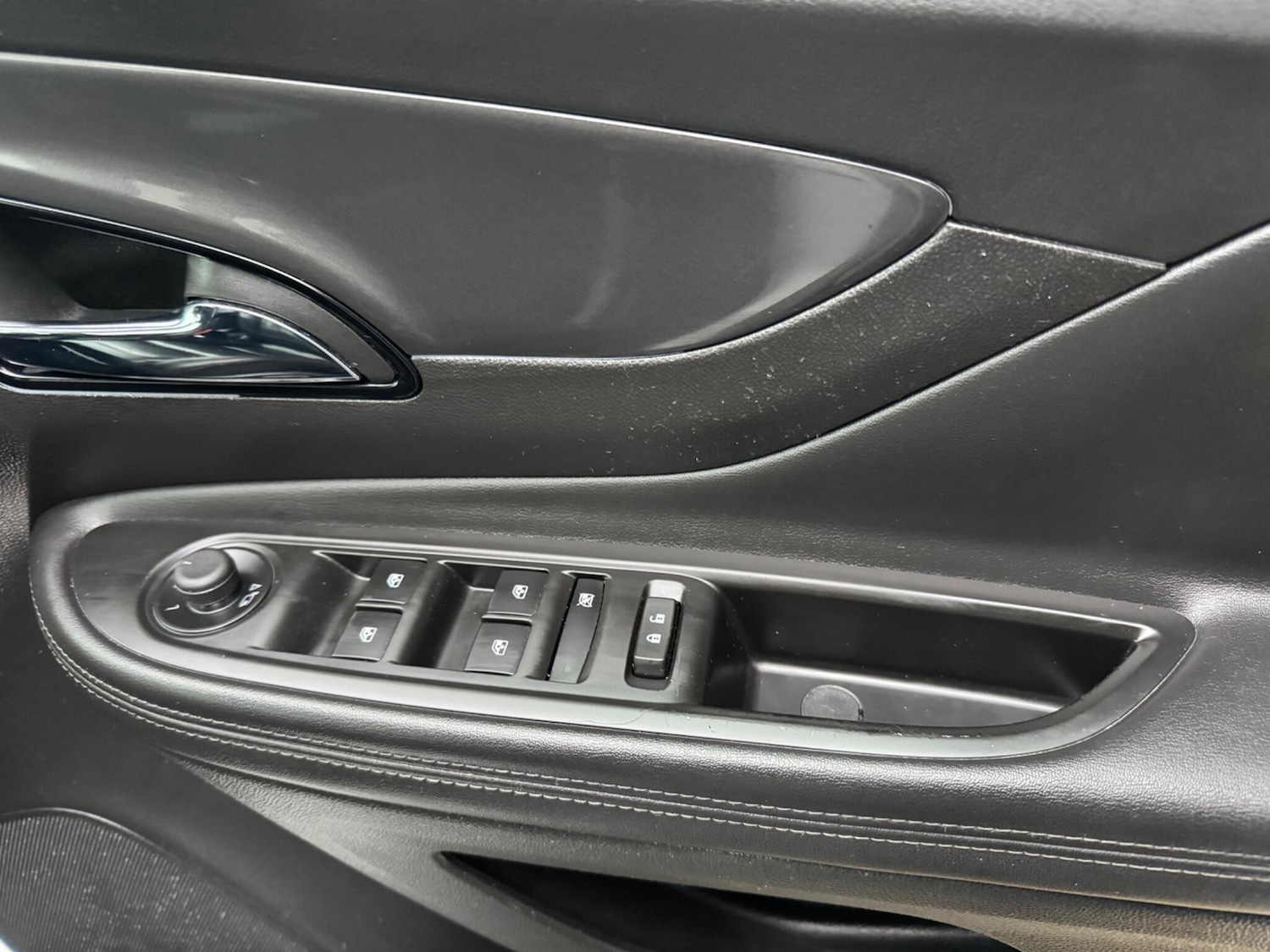 Used Vauxhall Mokka X for sale - 77808449: Photo 31