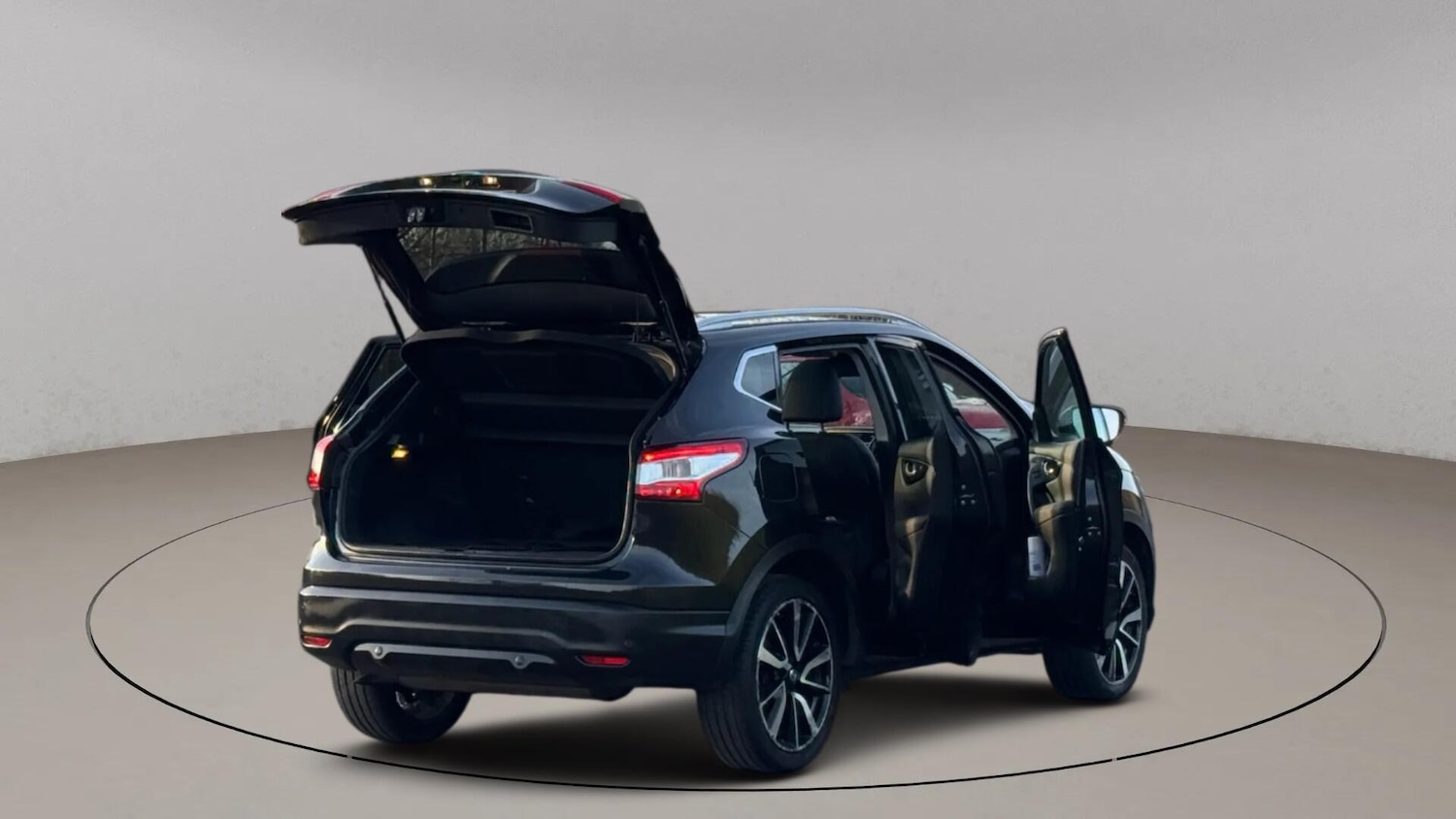 Used Nissan Qashqai 2016 for sale - 76952250: Photo 17