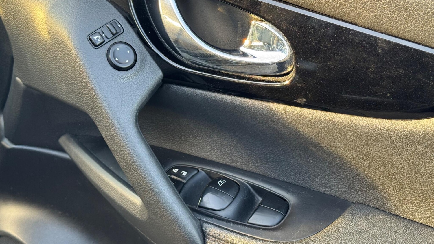 Used Nissan Qashqai 2016 for sale - 76952250: Photo 44