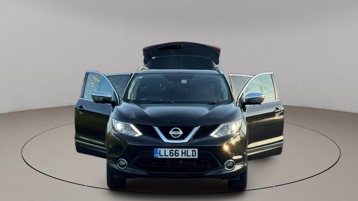 Used Nissan Qashqai 2016 for sale - 76952250: Photo 8