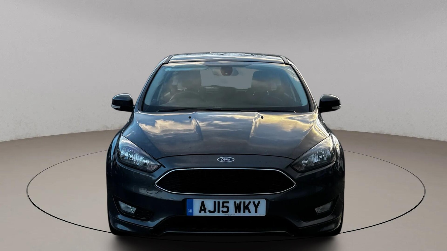 Used Ford Focus 2015 for sale - 77633027: Photo 2