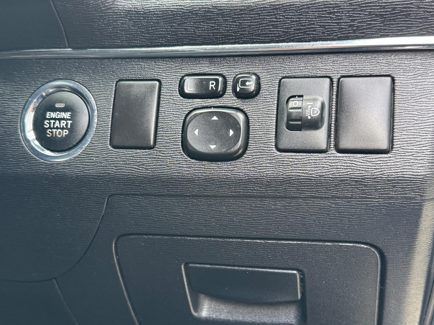 Used Toyota Avensis 2009 for sale - 78058562: Photo 27