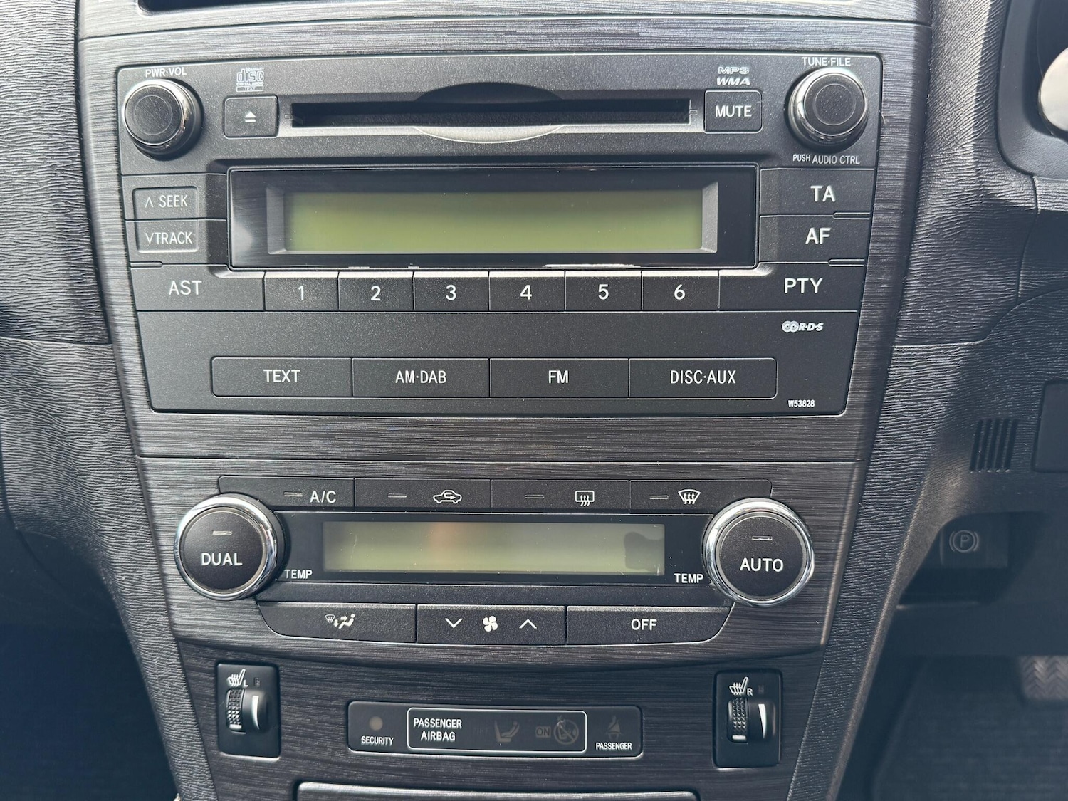 Used Toyota Avensis 2009 for sale - 78058562: Photo 40