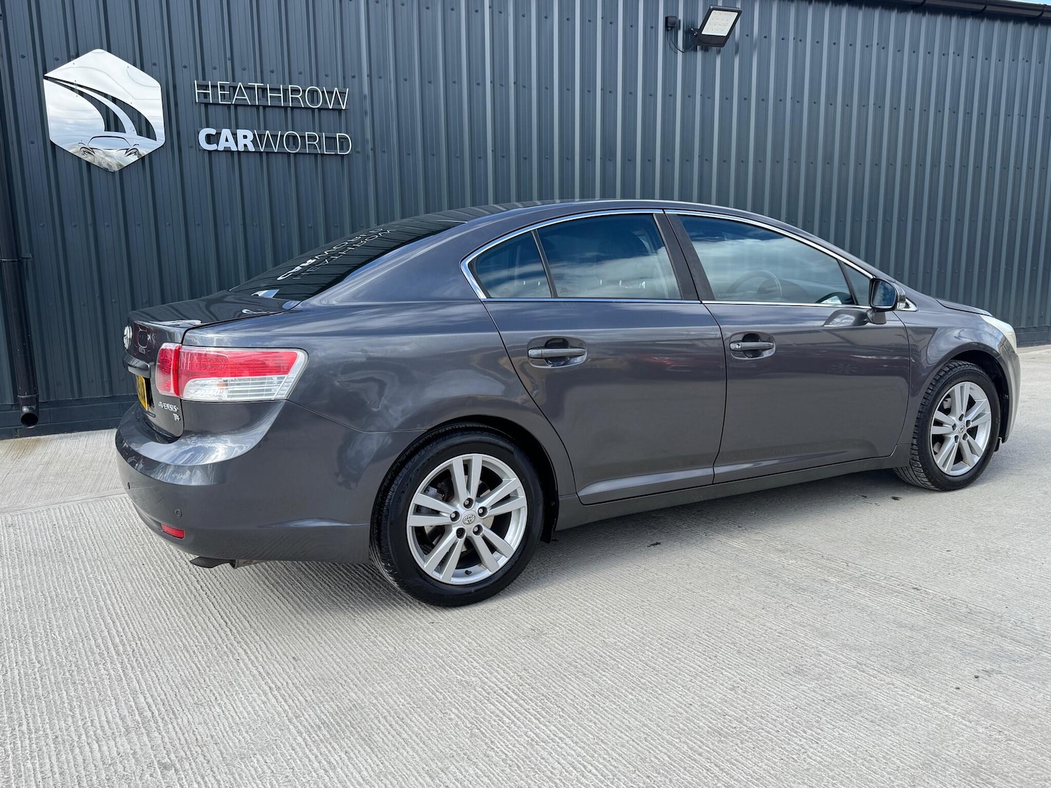 Used Toyota Avensis 2009 for sale - 78058562: Photo 46