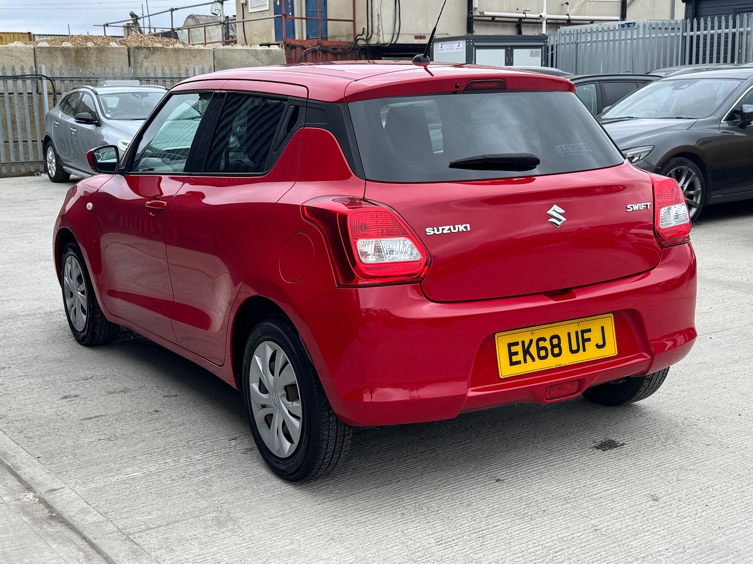 Used Suzuki Swift for sale - 78128176: Photo 5