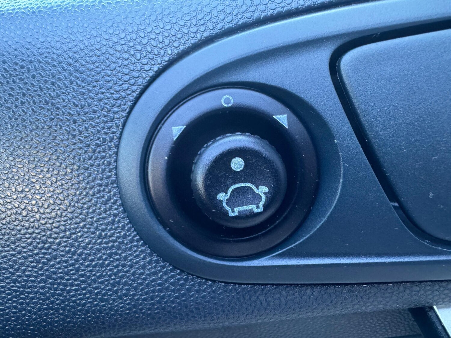 Used Ford Fiesta 2010 for sale - 78157559: Photo 28