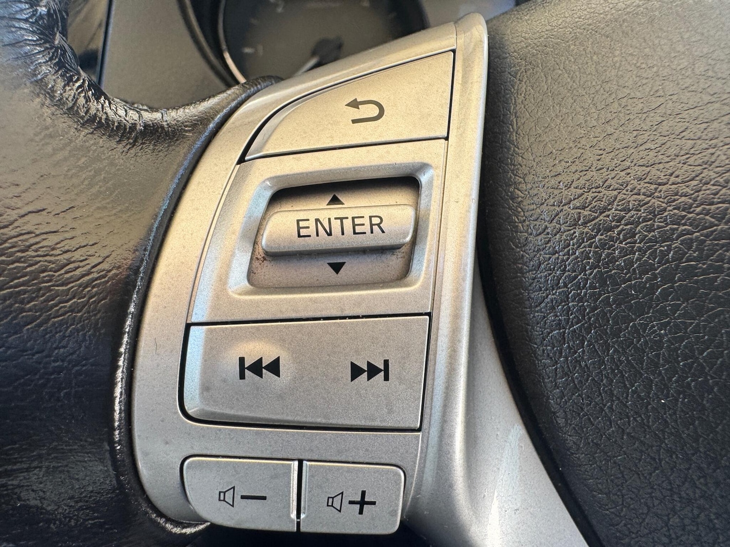 Used Nissan X-Trail 2017 for sale - 77939796: Photo 25