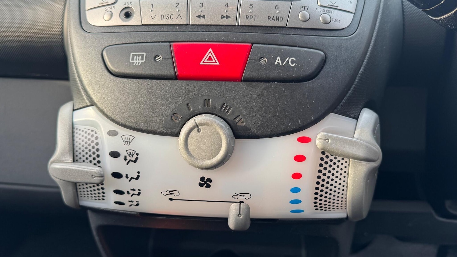 Used Citroen C1 for sale - 77029459: Photo 30