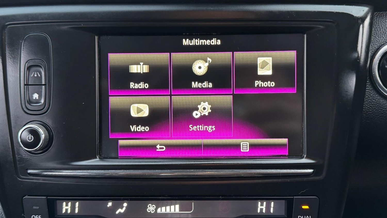 Used Renault Kadjar 2017 for sale - 77395799: Photo 39