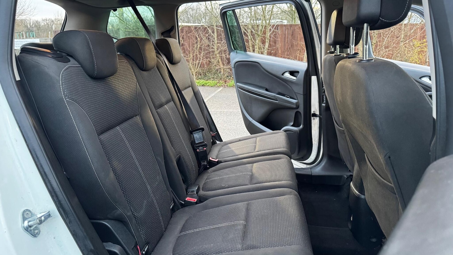 Used Vauxhall Zafira 2016 for sale - 77255059: Photo 24