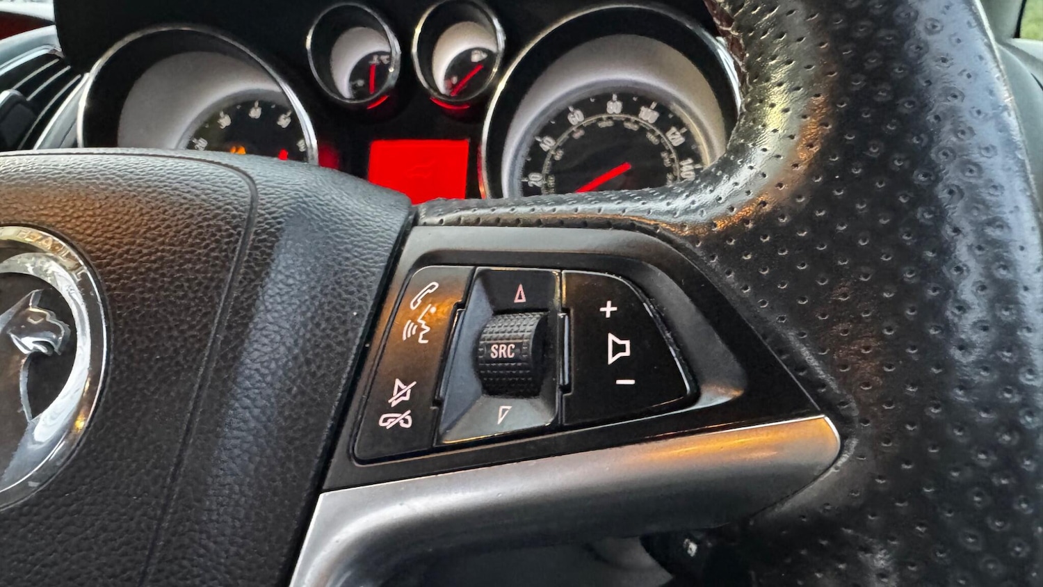 Used Vauxhall Zafira 2016 for sale - 77255059: Photo 28