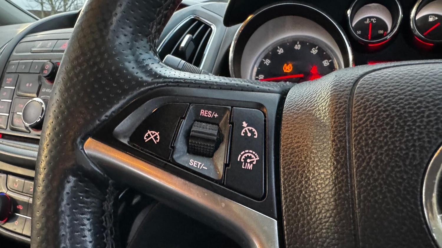 Used Vauxhall Zafira 2016 for sale - 77255059: Photo 29