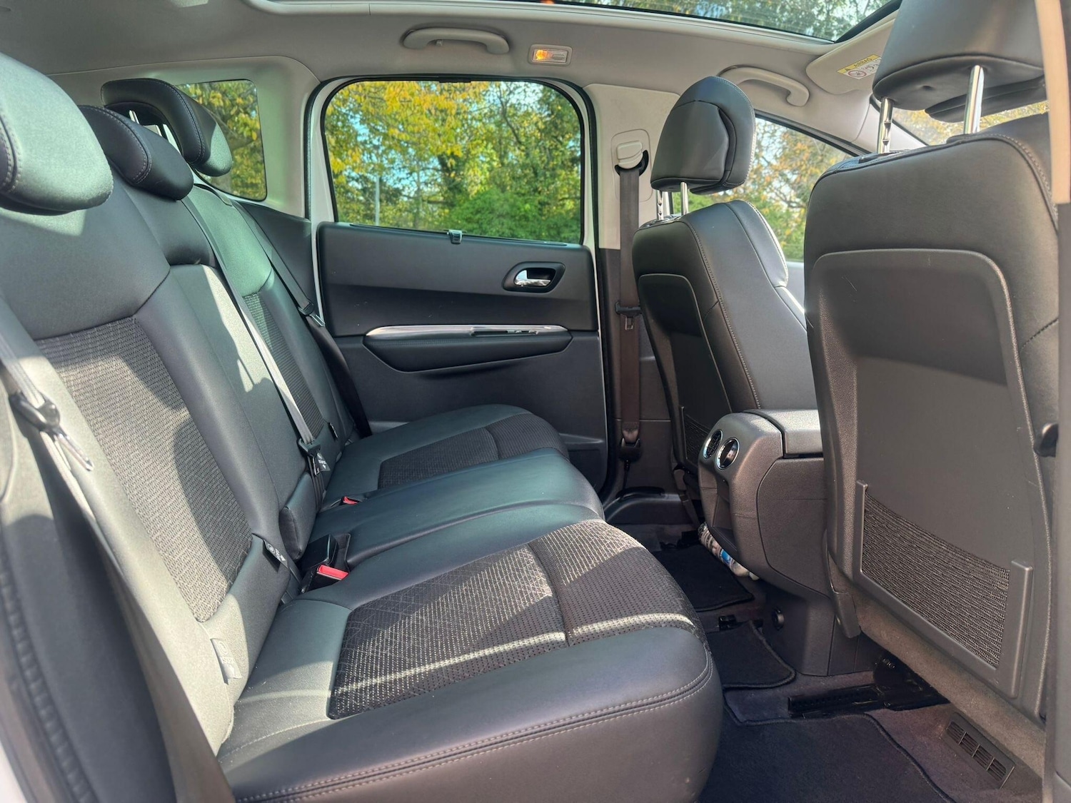 Used Peugeot 3008 2016 for sale - 76584688: Photo 27