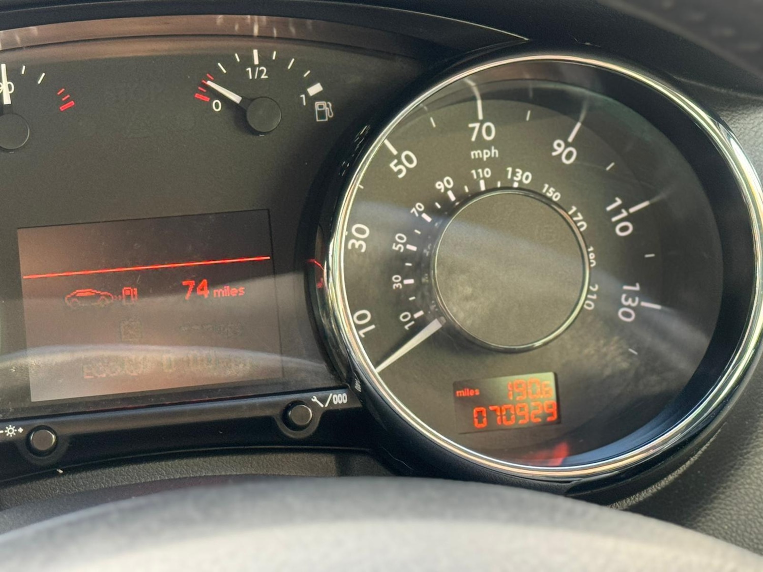 Used Peugeot 3008 2016 for sale - 76584688: Photo 38