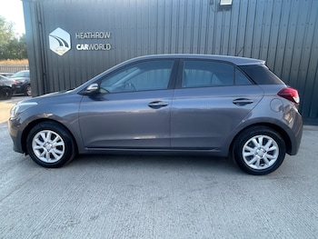 Used Hyundai i20 2017 for sale - 79188141: Photo