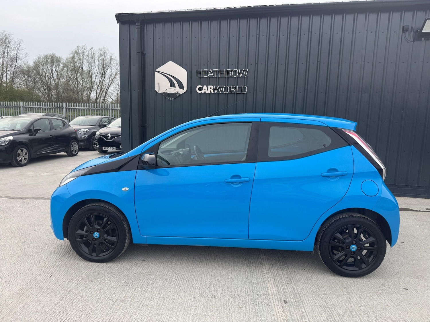 Used Toyota AYGO 2016 for sale - 77993195: Photo 10