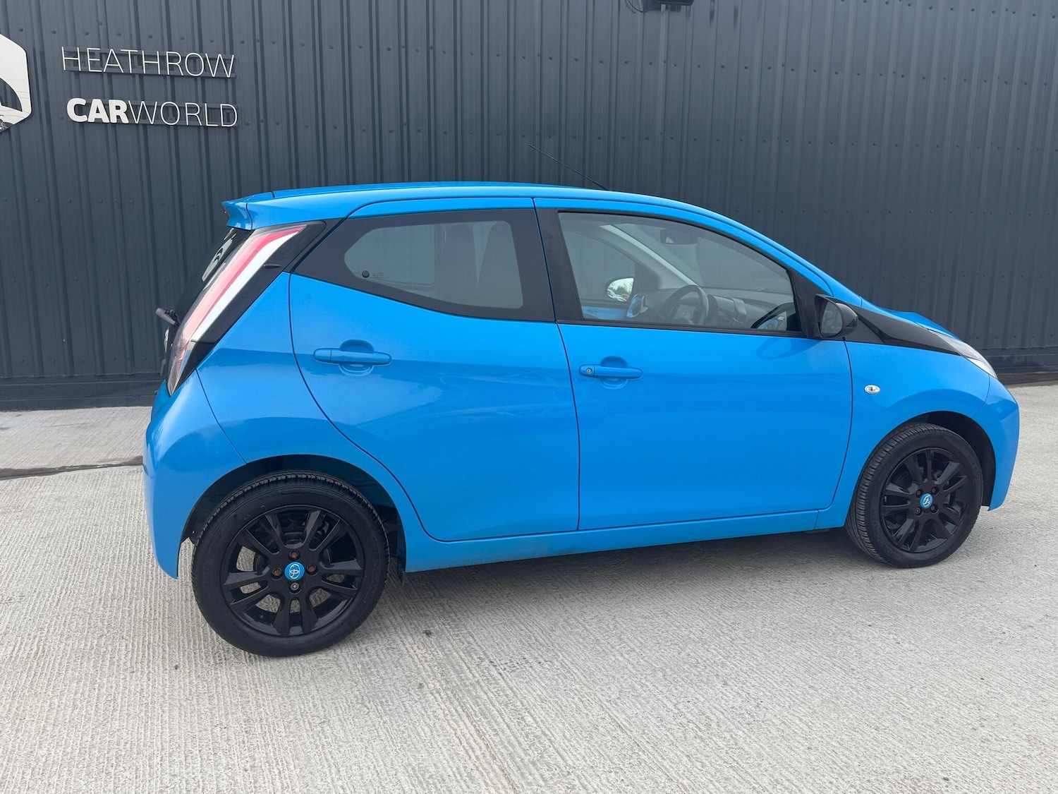 Used Toyota AYGO 2016 for sale - 77993195: Photo 17