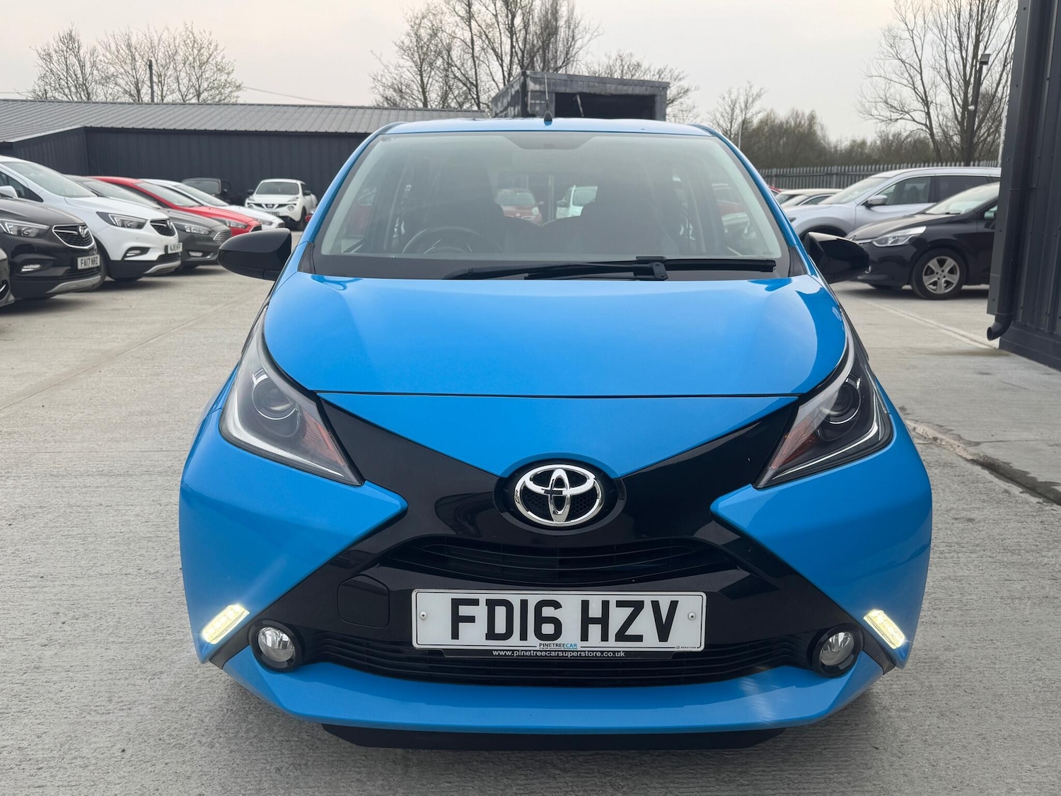 Used Toyota AYGO 2016 for sale - 77993195: Photo 2