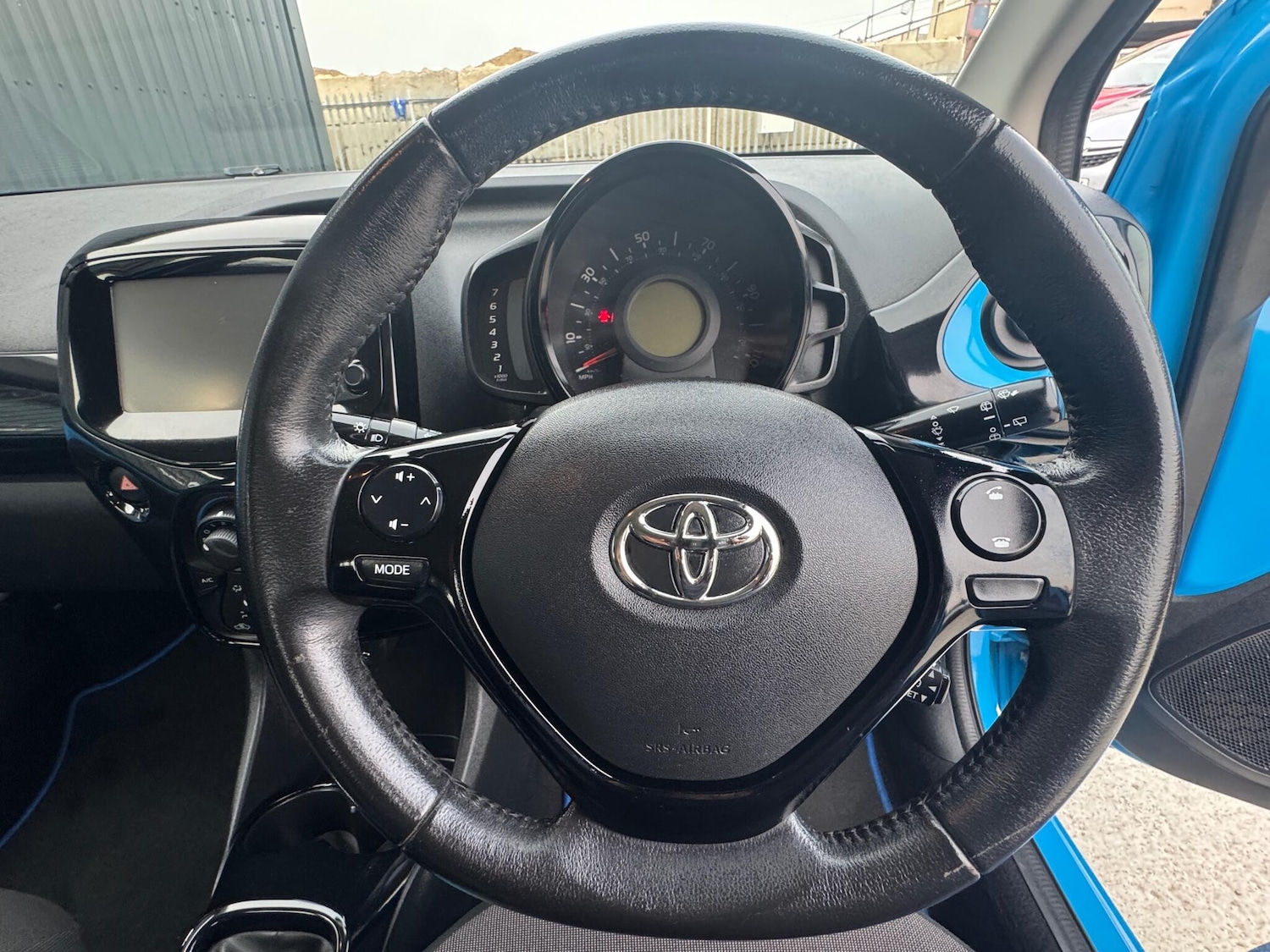 Used Toyota AYGO 2016 for sale - 77993195: Photo 38
