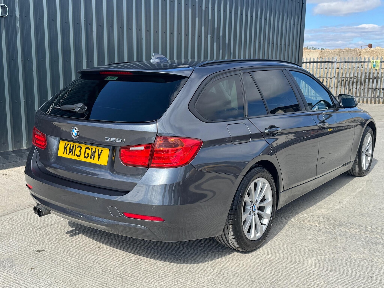 Used BMW 3 Series for sale - 78115472: Photo 17