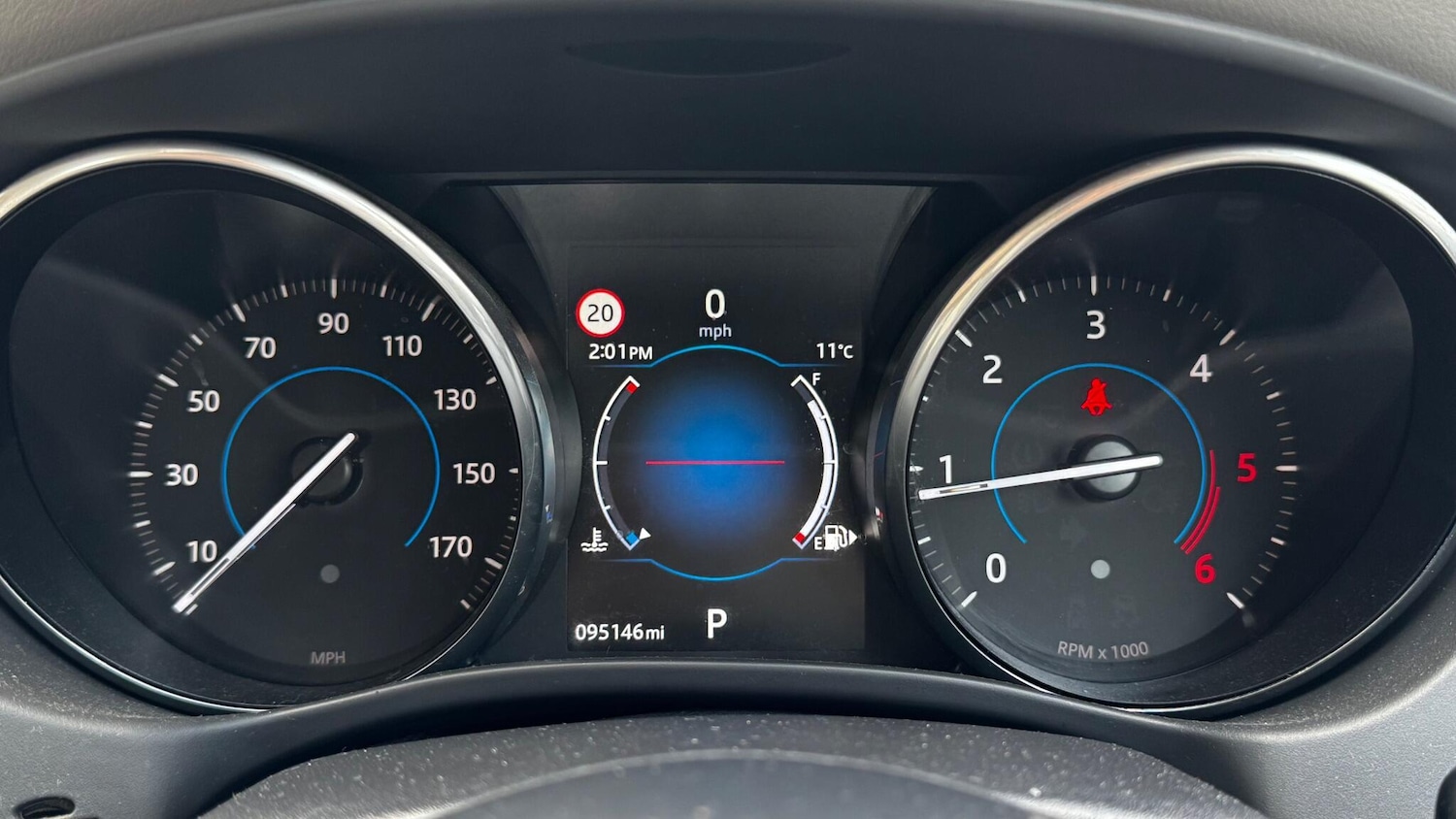 Used Jaguar XE 2017 for sale - 77396301: Photo 12