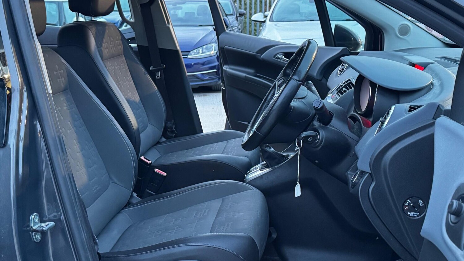 Used Vauxhall Meriva 2014 for sale - 77496116: Photo 16