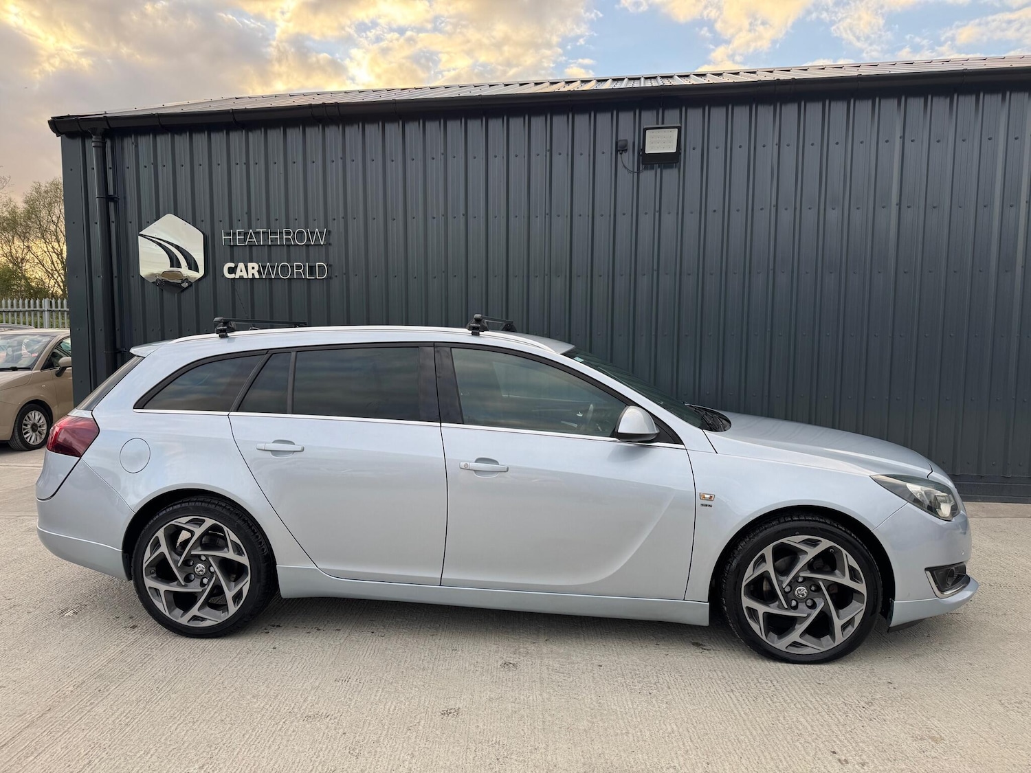 Used Vauxhall Insignia 2015 for sale - 78086324: Photo 15