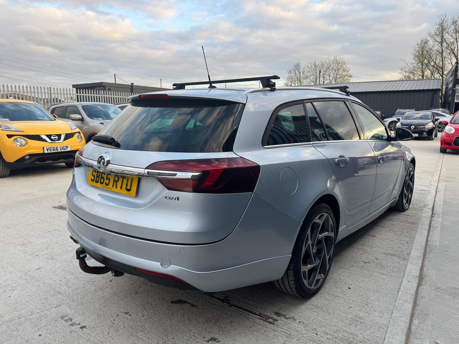 Used Vauxhall Insignia 2015 for sale - 78086324: Photo 18