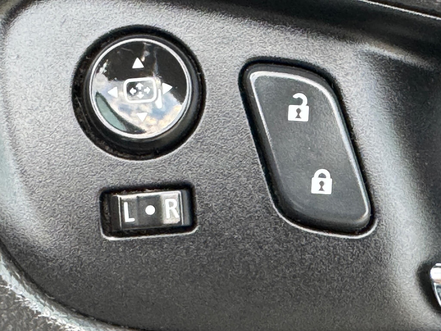 Used Vauxhall Insignia 2015 for sale - 78086324: Photo 26