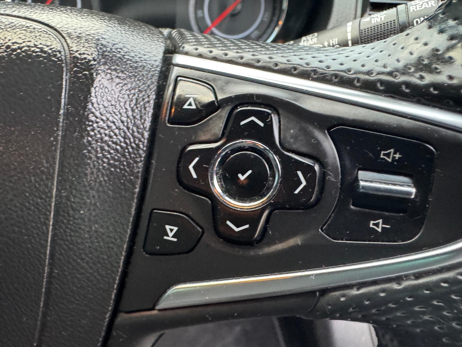 Used Vauxhall Insignia 2015 for sale - 78086324: Photo 28