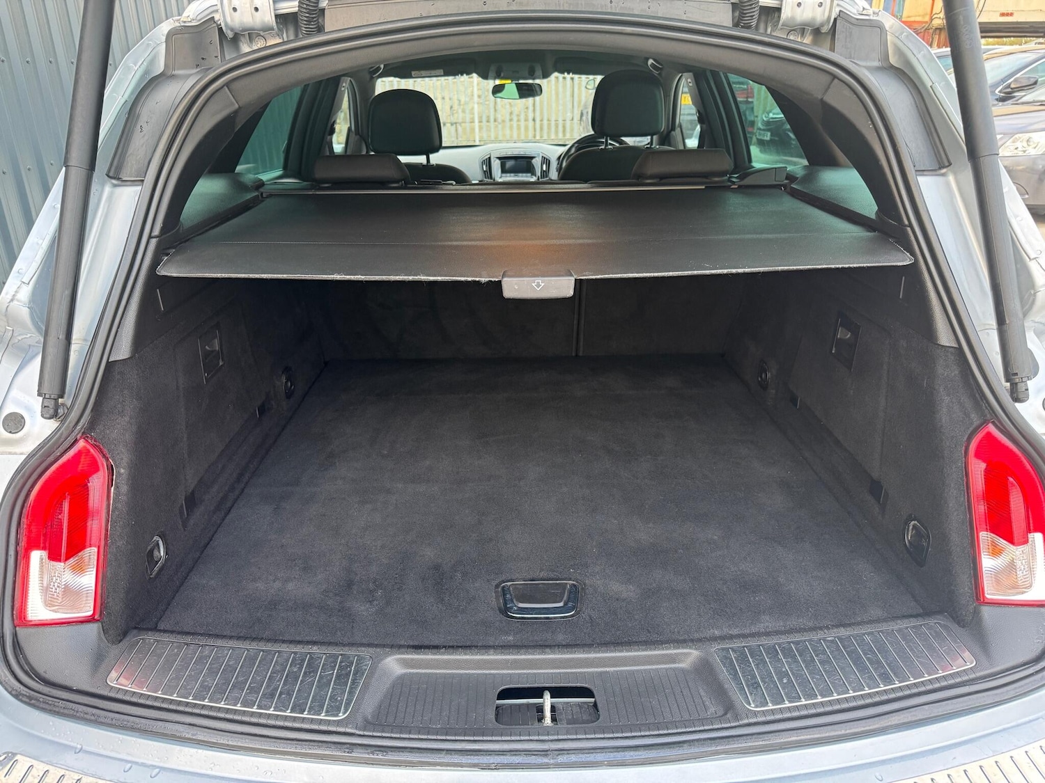 Used Vauxhall Insignia 2015 for sale - 78086324: Photo 39