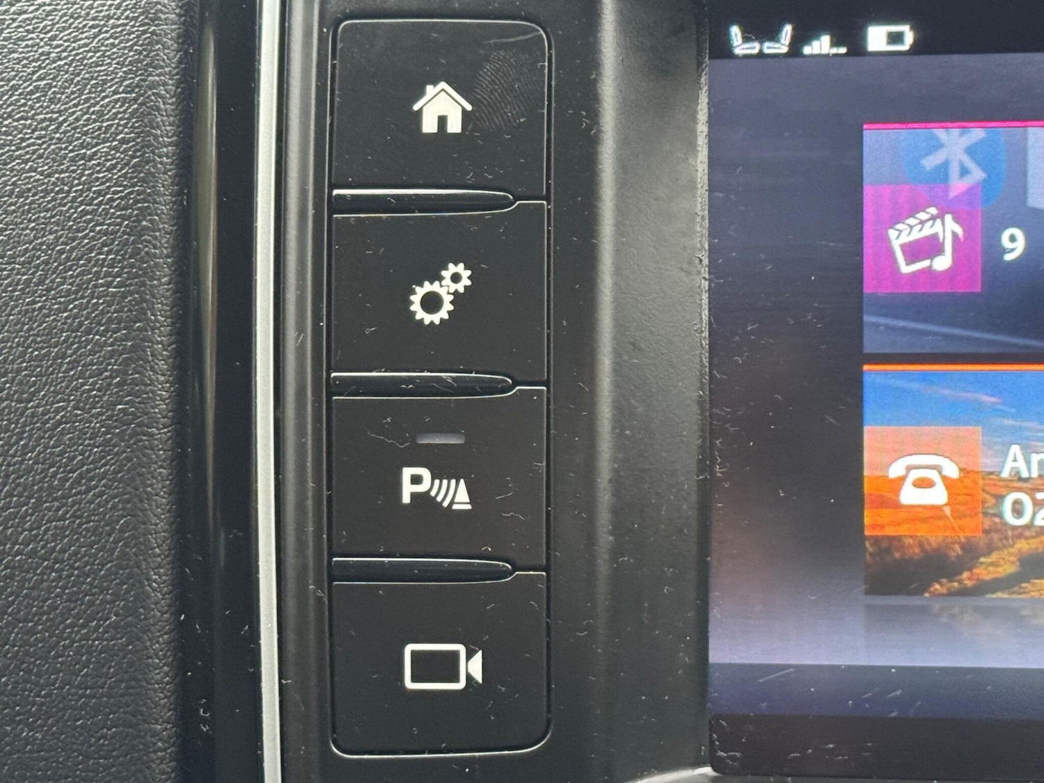 Used Jaguar XE 2016 for sale - 76997234: Photo 17