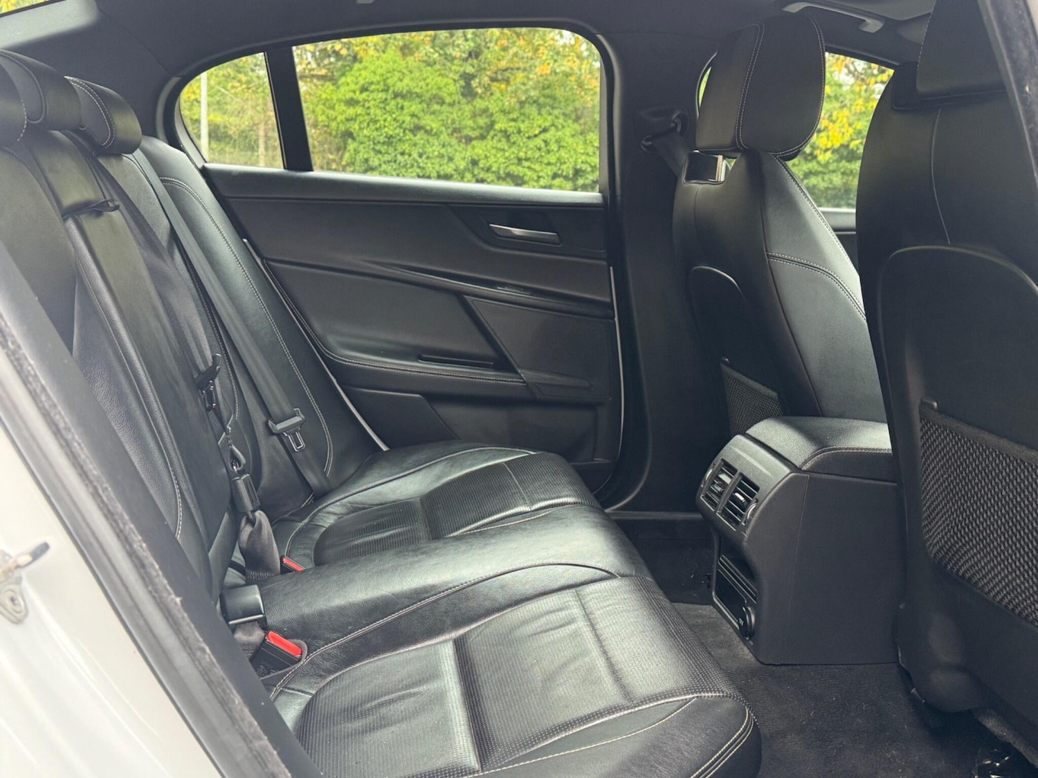 Used Jaguar XE 2016 for sale - 76997234: Photo 33