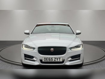 Used Jaguar XE 2016 for sale - 76997234: Photo